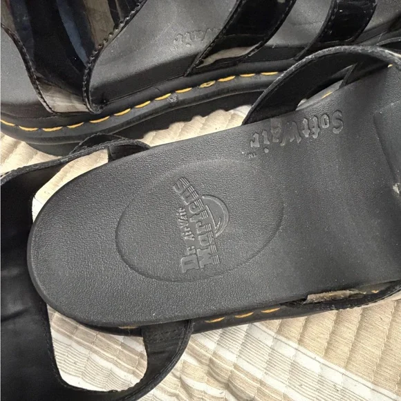 Dr. Martens Blaire Patent Leather Strap Sandals in black. Women’s size 10 - Picture 4 of 8